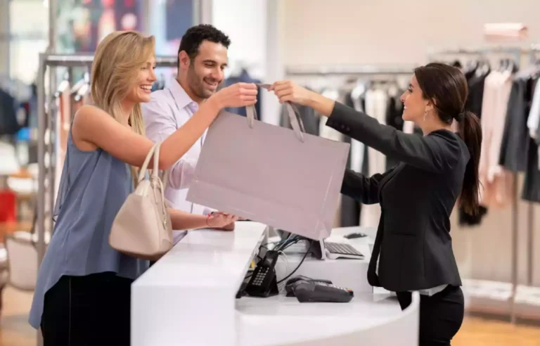 Store-Sales-Representative-01